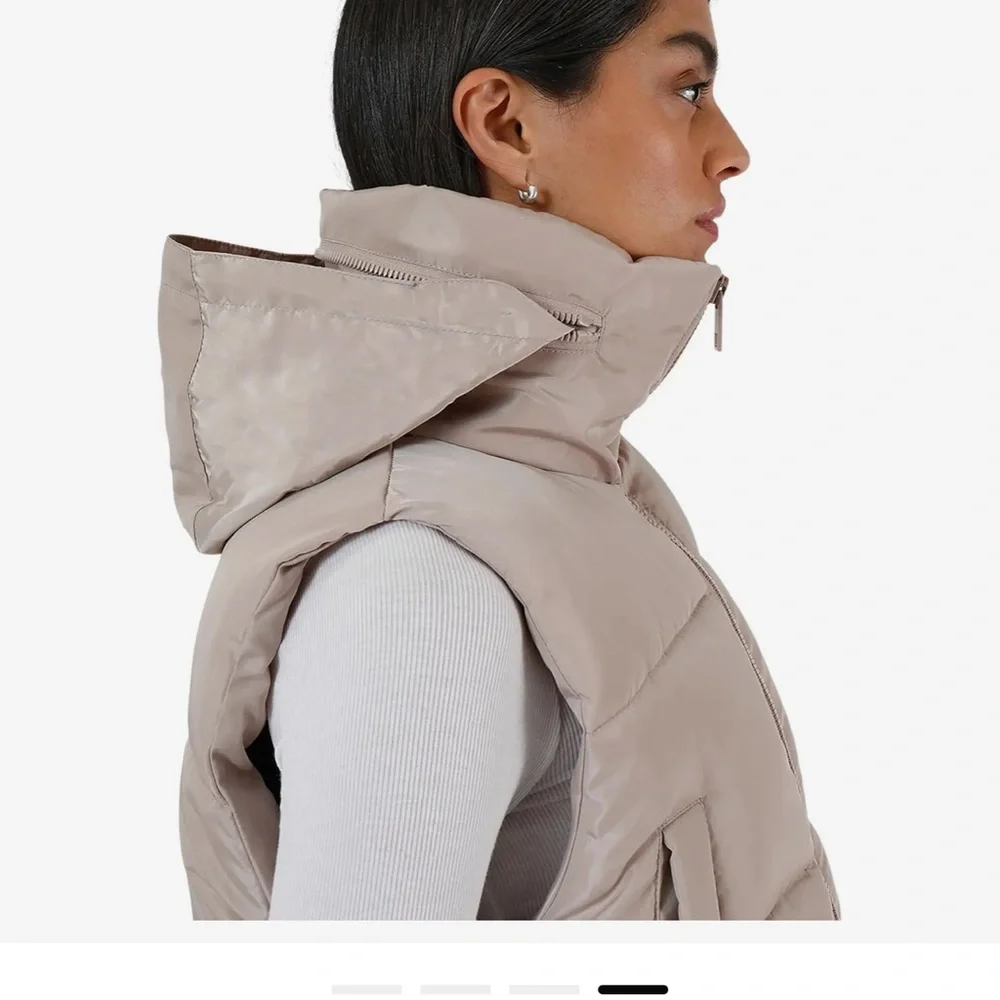 Apparis Beige puffer vest - Picture 2 of 4